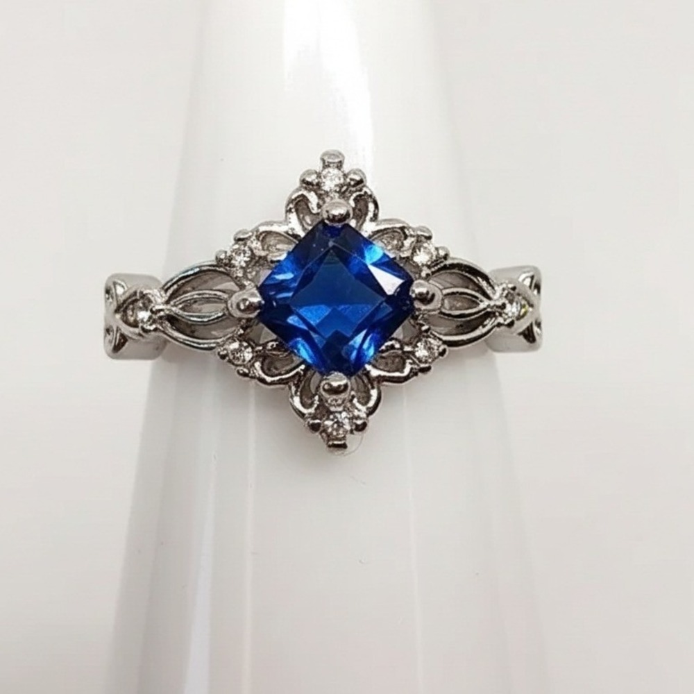 Blue Zircon Diamond Shaped Ring Silver Rhinestone Dainty Fairycore Boho NEW